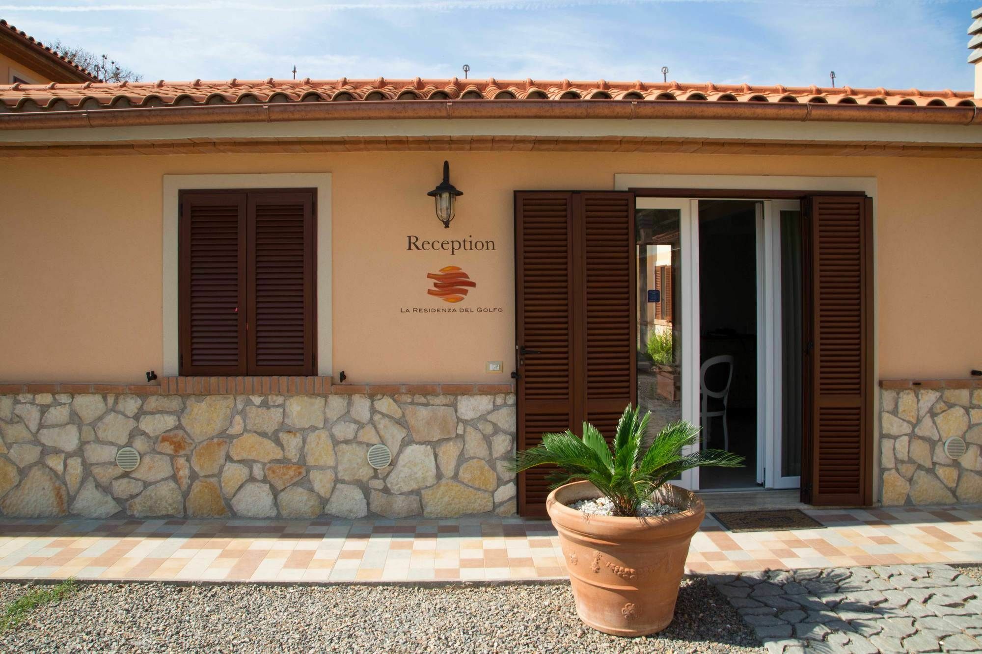 La Residenza Del Golfo Apartment สการ์ลีโน ภายนอก รูปภาพ